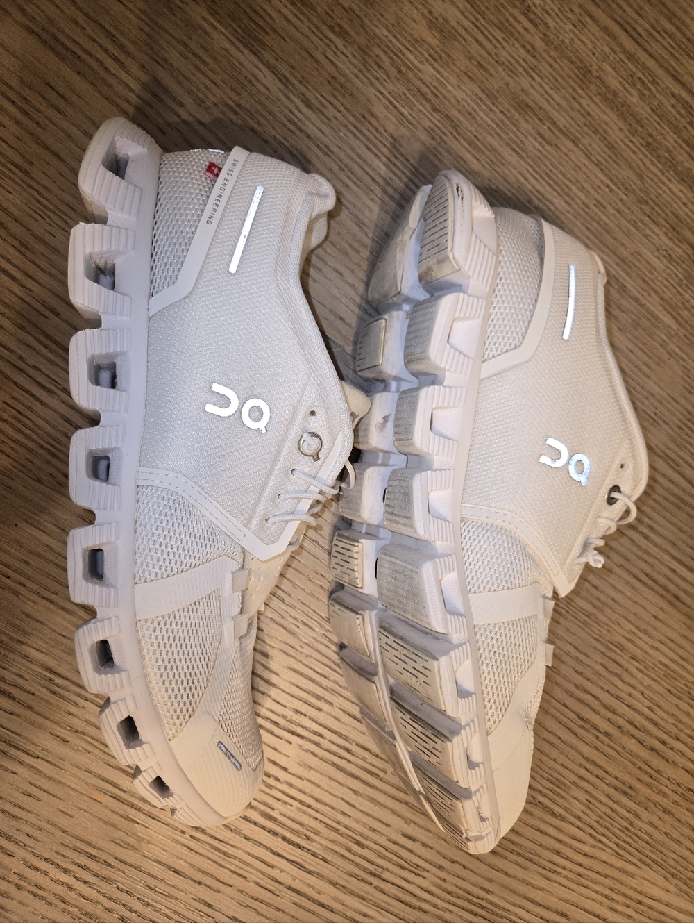 On Running Women's White Cloud Athletic Shoes